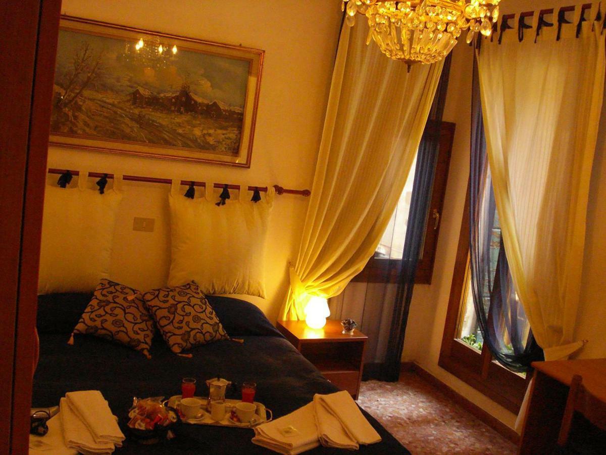 Venice Rainbow Hotel Ngoại thất bức ảnh