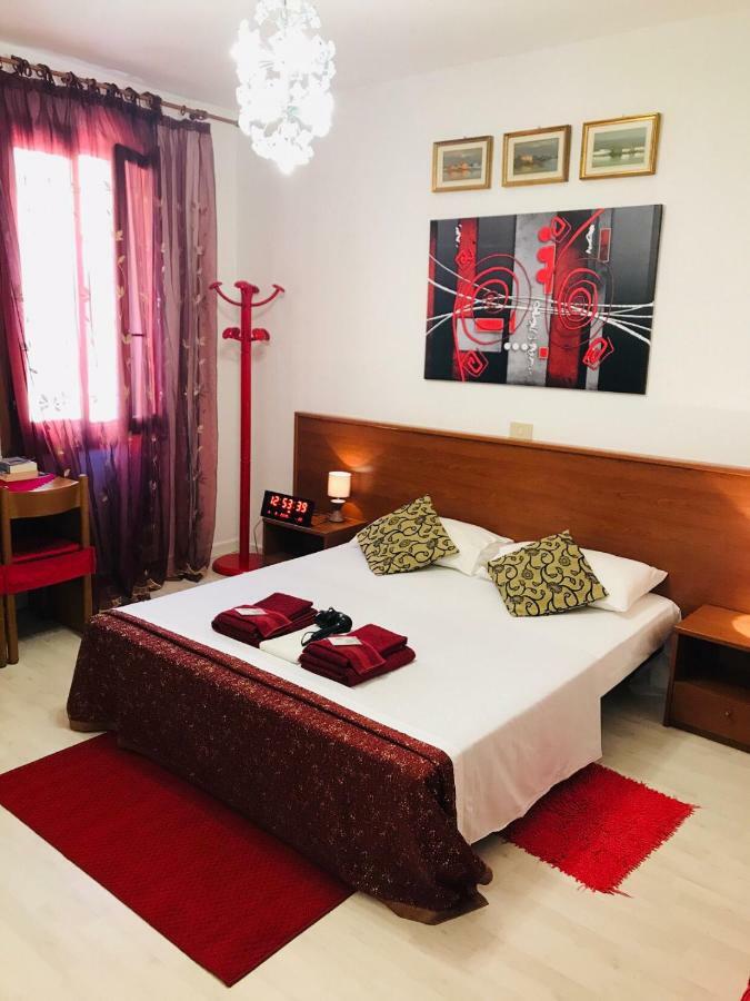 Venice Rainbow Hotel Ngoại thất bức ảnh