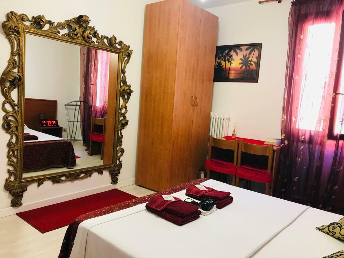 Venice Rainbow Hotel Ngoại thất bức ảnh